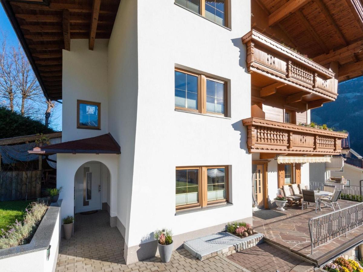 Great Apartment Near The Ski Area Hippach Eksteriør billede