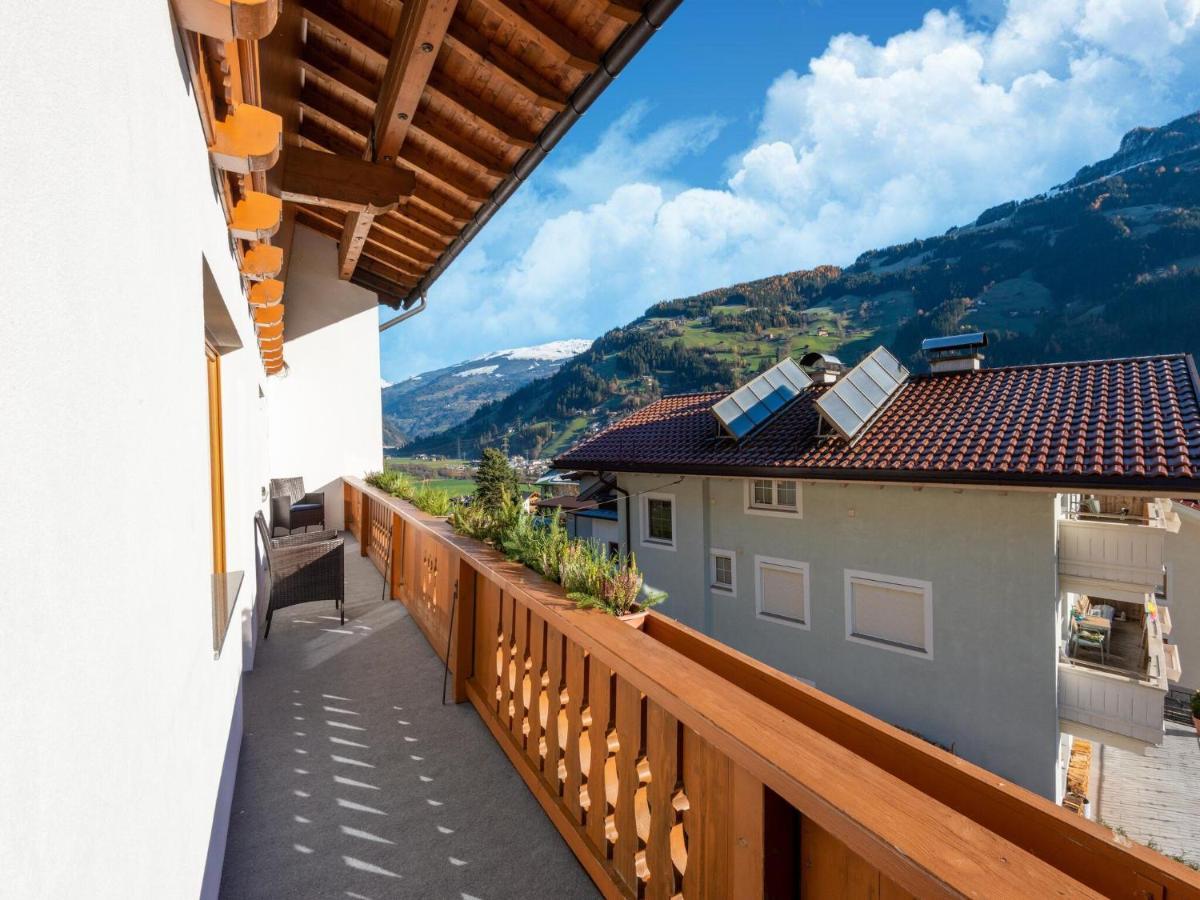 Great Apartment Near The Ski Area Hippach Eksteriør billede